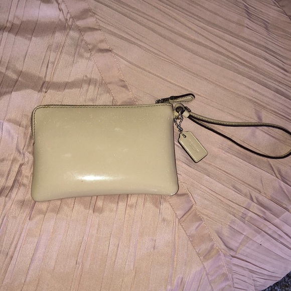 Used Coach Wristlet‼️ - Picture 2 of 7